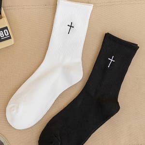 Calcetines Bordados con Cruz