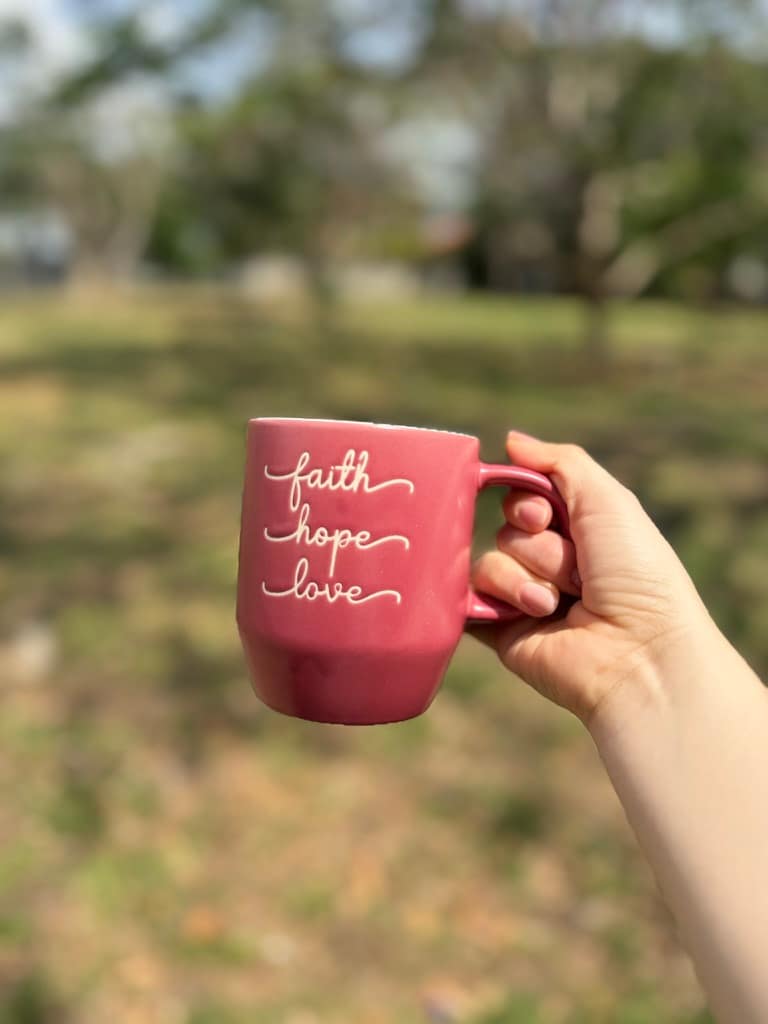Taza Faith Hope Love