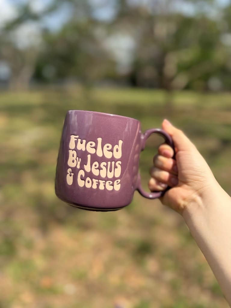Taza Fueled by Jesus and Coffee